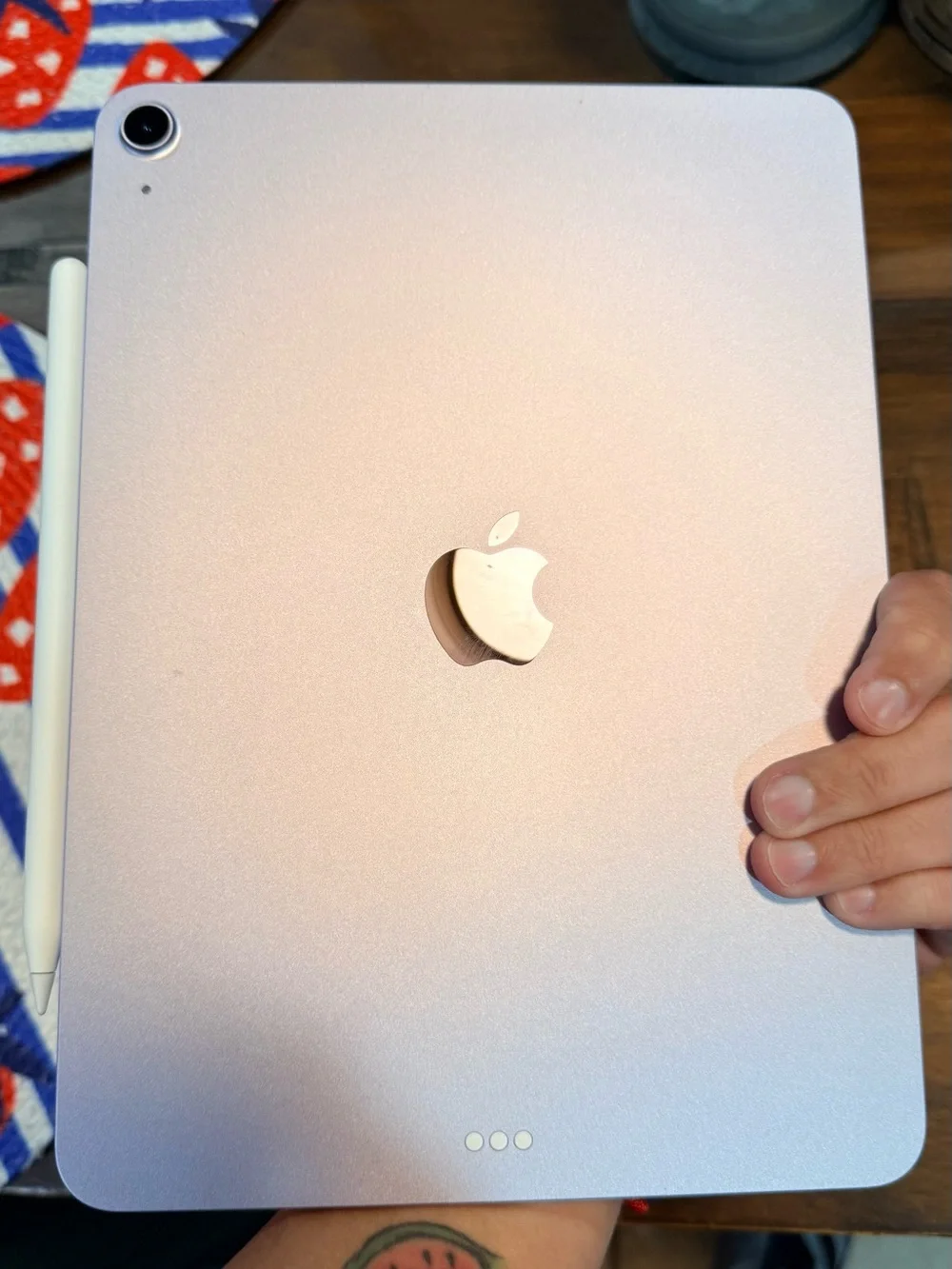 Apple iPad Pro - Silver with White Apple Pencil
